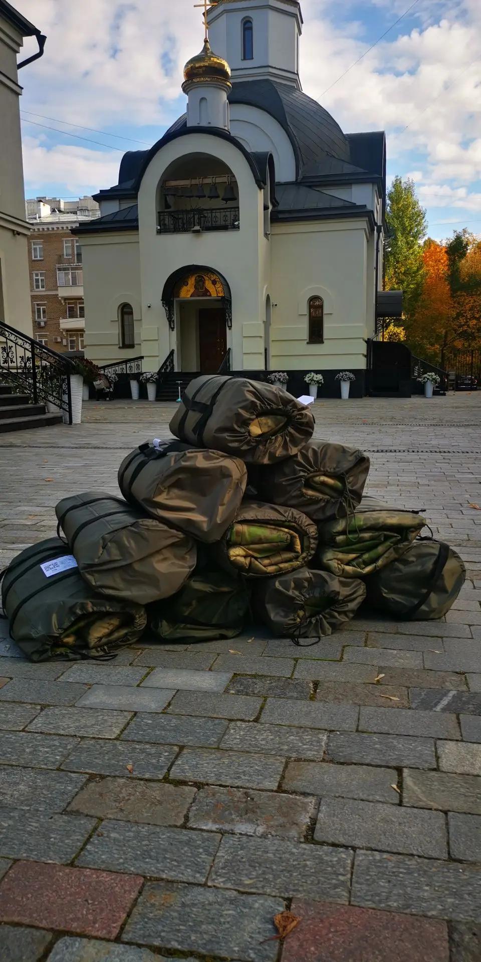 За первую декаду октября волонтёр нашего храма Тарас Семкив 2 раза съездил в зону СВО.
